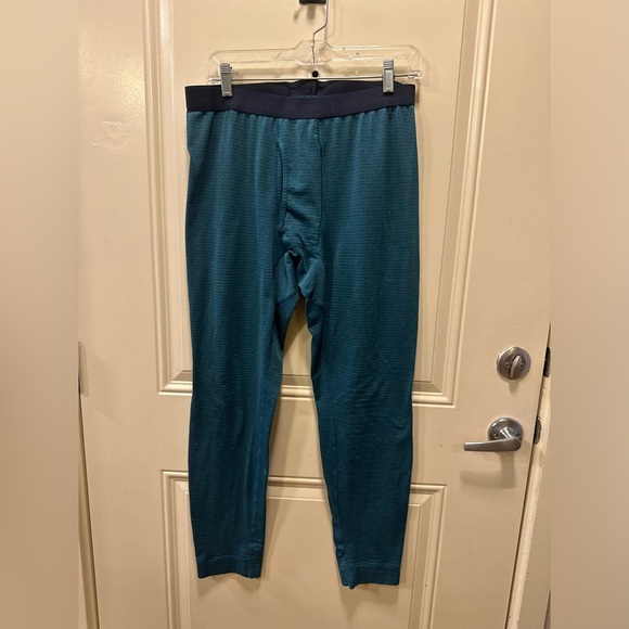 Patagonia Men’s Capilene Thermal Weight Bottoms in blue , size Large - Picture 2 of 8
